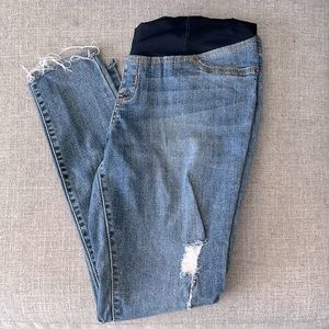 Ingrid & Isabel maternity jeans